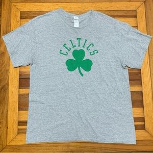 Gildan Boston Celtics Shamrock T-Shirt